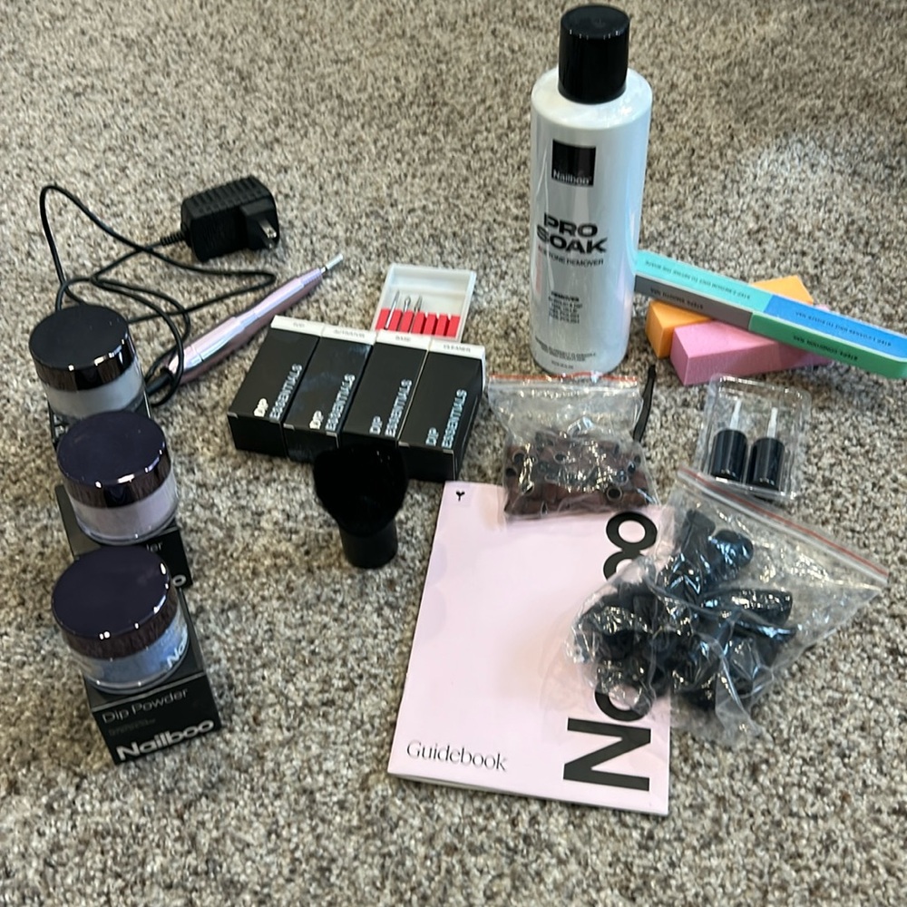 Nailboo Dip Powder Kit with Pro Soak and Nail tool.